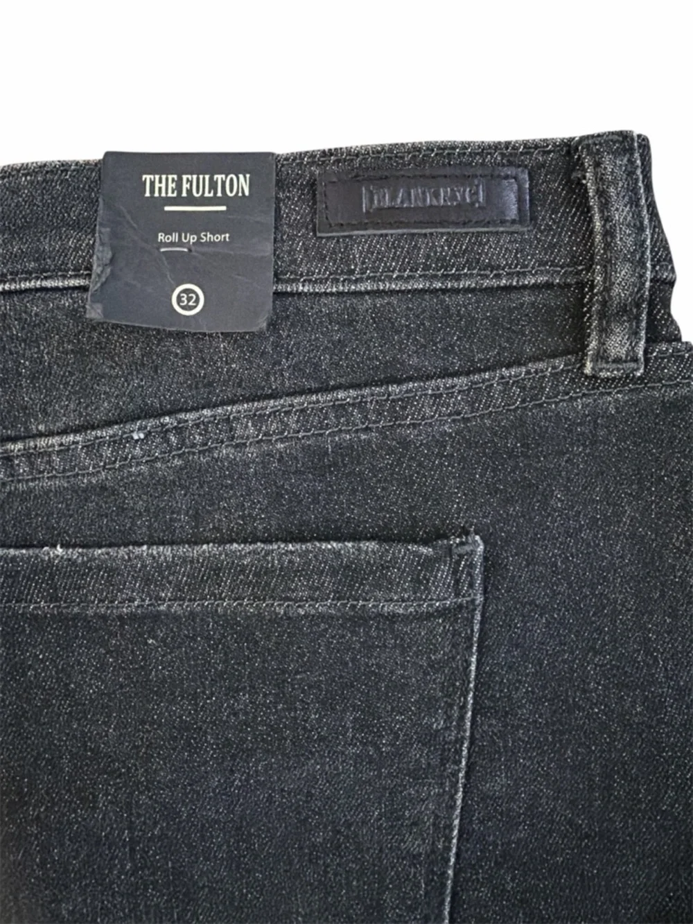 BLANK NYC The Fulton Roll Up‎ Black Distressed Jean Shorts Size 32 NEW